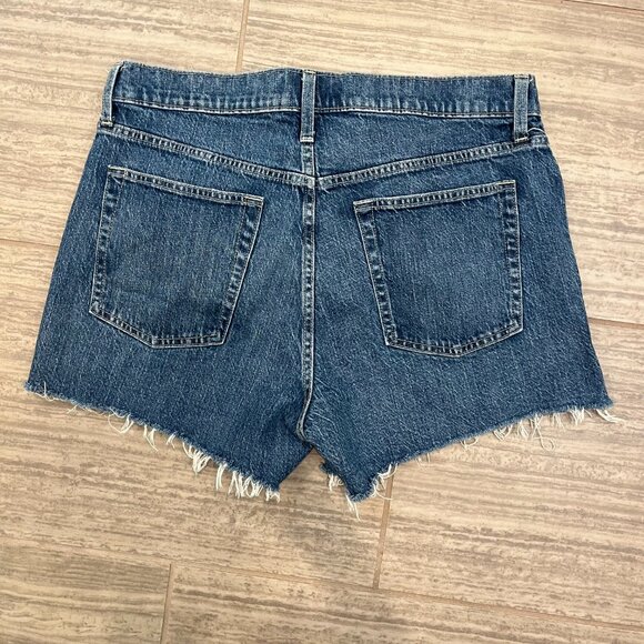 Gap Womens High Rise Cheeky Short 12/31 Button Fly, Perfect Condition - Picture 3 of 4